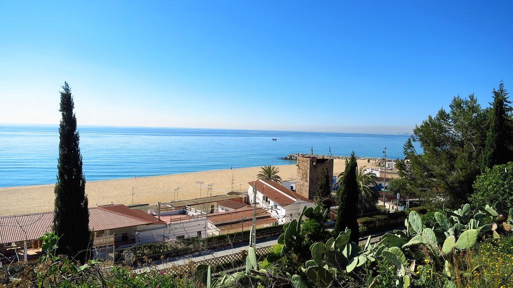 Helena Seaview & Beach-Apartment มอนท์กัต ภายนอก รูปภาพ